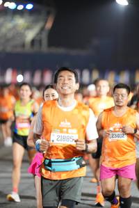 BIB: 21885, 23402
                            <button type="button" onclick="openModal(19606245)" class="btn btn-primary btn-sm float-right btn-popup" data-toggle="modal" data-target=".modal-high-quality">
                        <i class="fas fa-shopping-cart"></i> Add to Cart
                    </button>
                                            <button type="button" onclick="isThisMe(19606245, true)" class="btn btn-success btn-sm float-right btn-popup btn-isme hidden" data-toggle="tooltip" data-placement="bottom" title="นี่คือรูปของคุณใช่ไหม คลิกที่นี่เพื่อเอาเข้าอัลบั้ม">
                        <i class="fas fa-plus"></i> Add to album
                    </button>
                    <button type="button" onclick="isThisMe(19606245, false)" class="btn btn-warning btn-sm float-right btn-popup btn-isnotme hidden">
                        <i class="fas fa-ban"></i> Remove from album
                    </button>